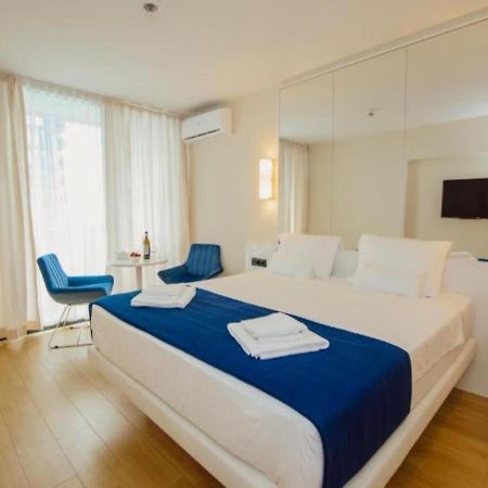 Orbi City Luxury Suite Batoumi Extérieur photo