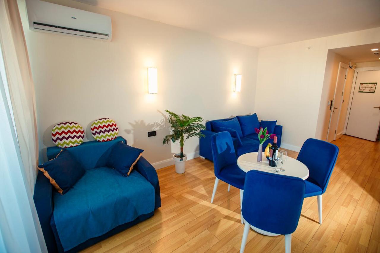 Orbi City Luxury Suite Batoumi Extérieur photo